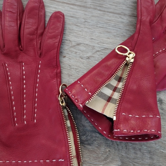 Burberry Cherry Red Gloves , Size 7 - Picture 8 of 9